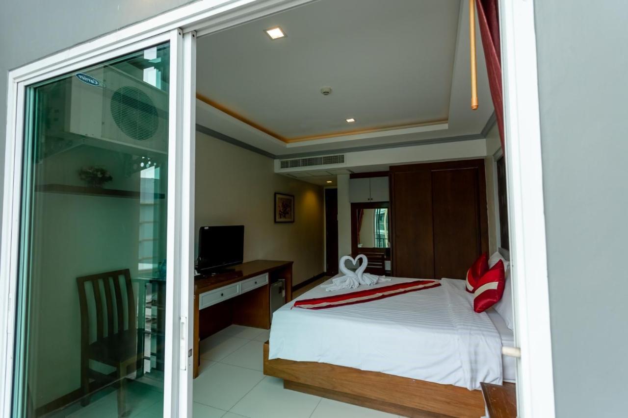 Honey Boutique Hotel Pattaya Exteriör bild