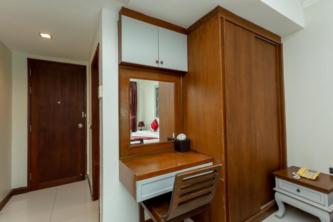 Honey Boutique Hotel Pattaya Exteriör bild