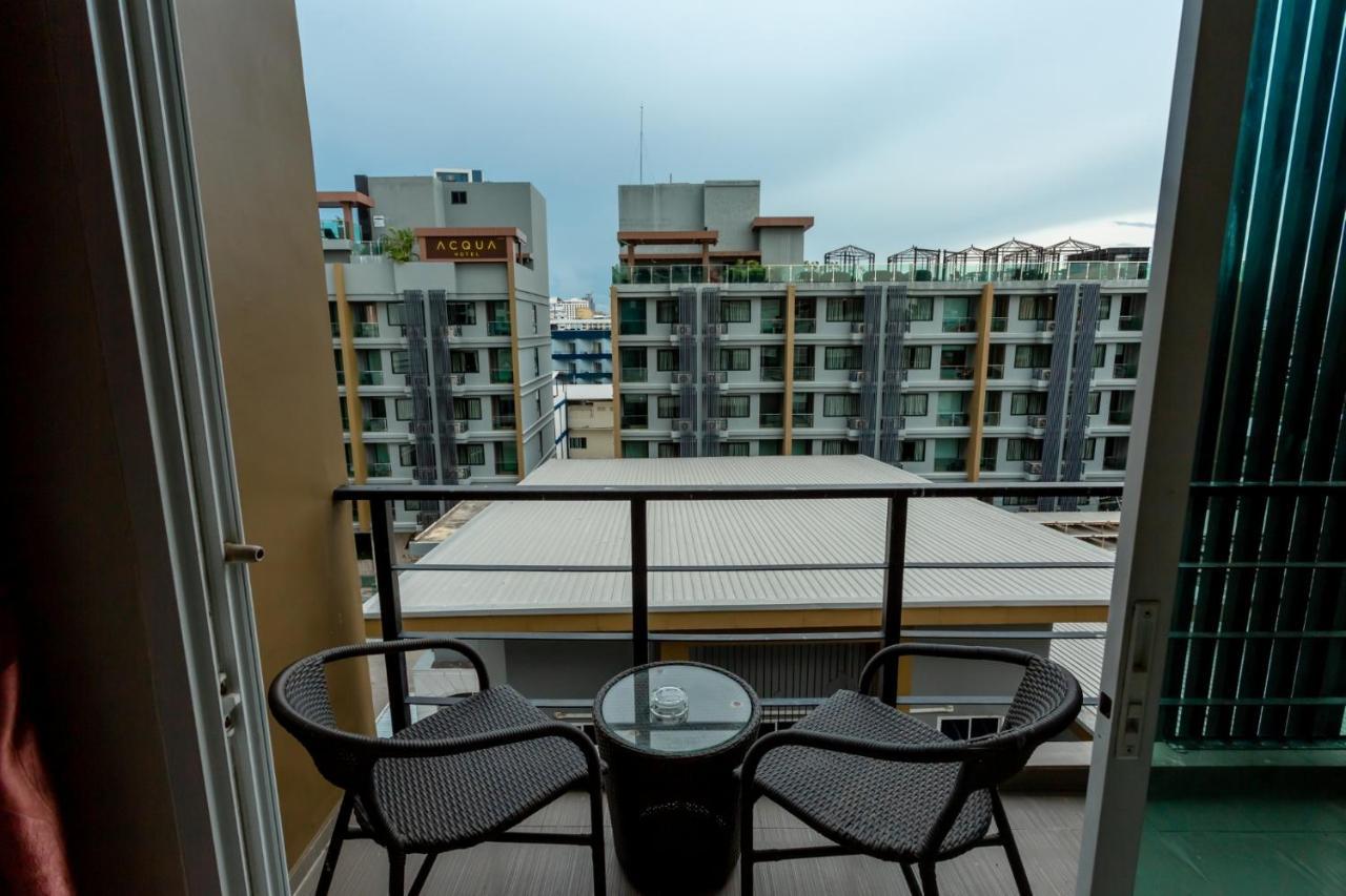 Honey Boutique Hotel Pattaya Exteriör bild