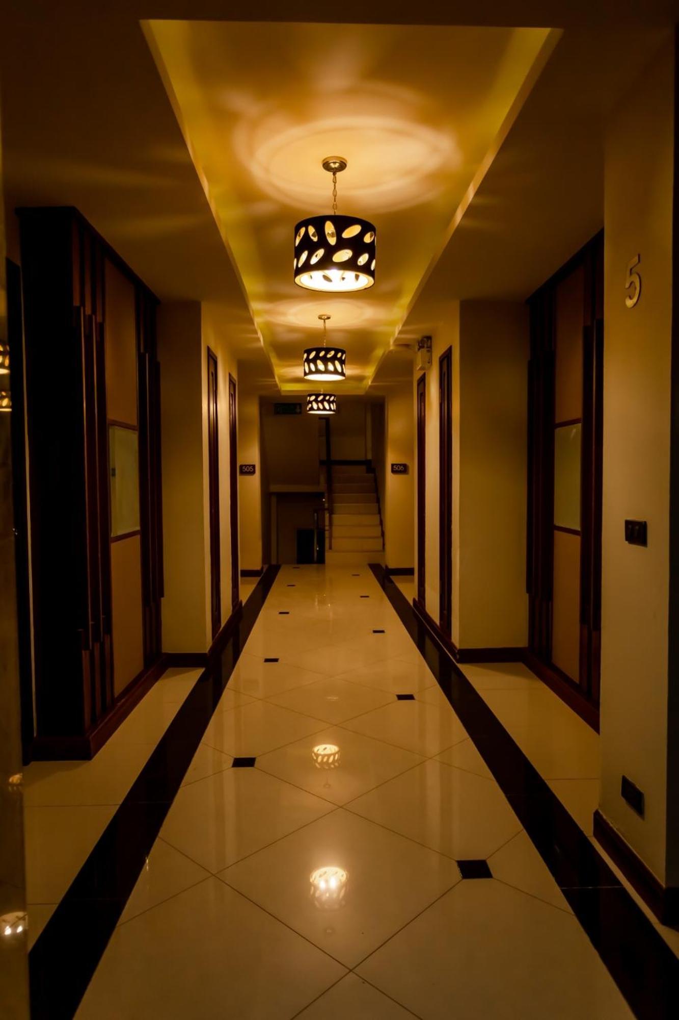 Honey Boutique Hotel Pattaya Exteriör bild