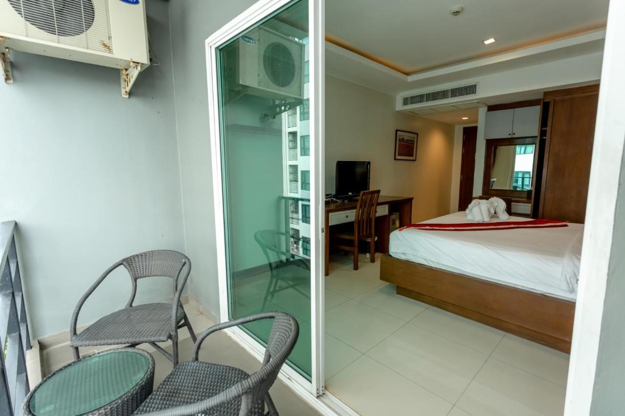 Honey Boutique Hotel Pattaya Exteriör bild